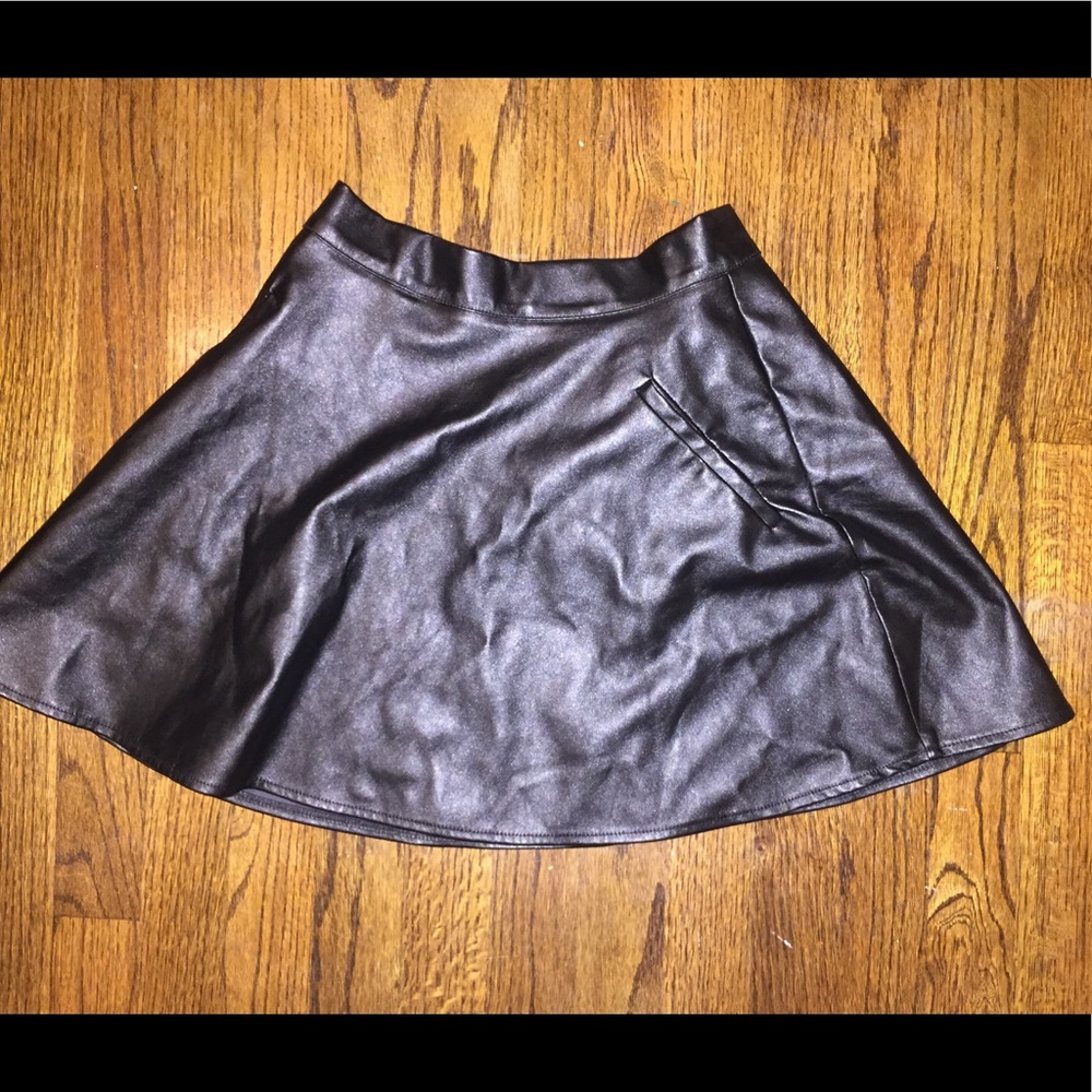 Leather skirt